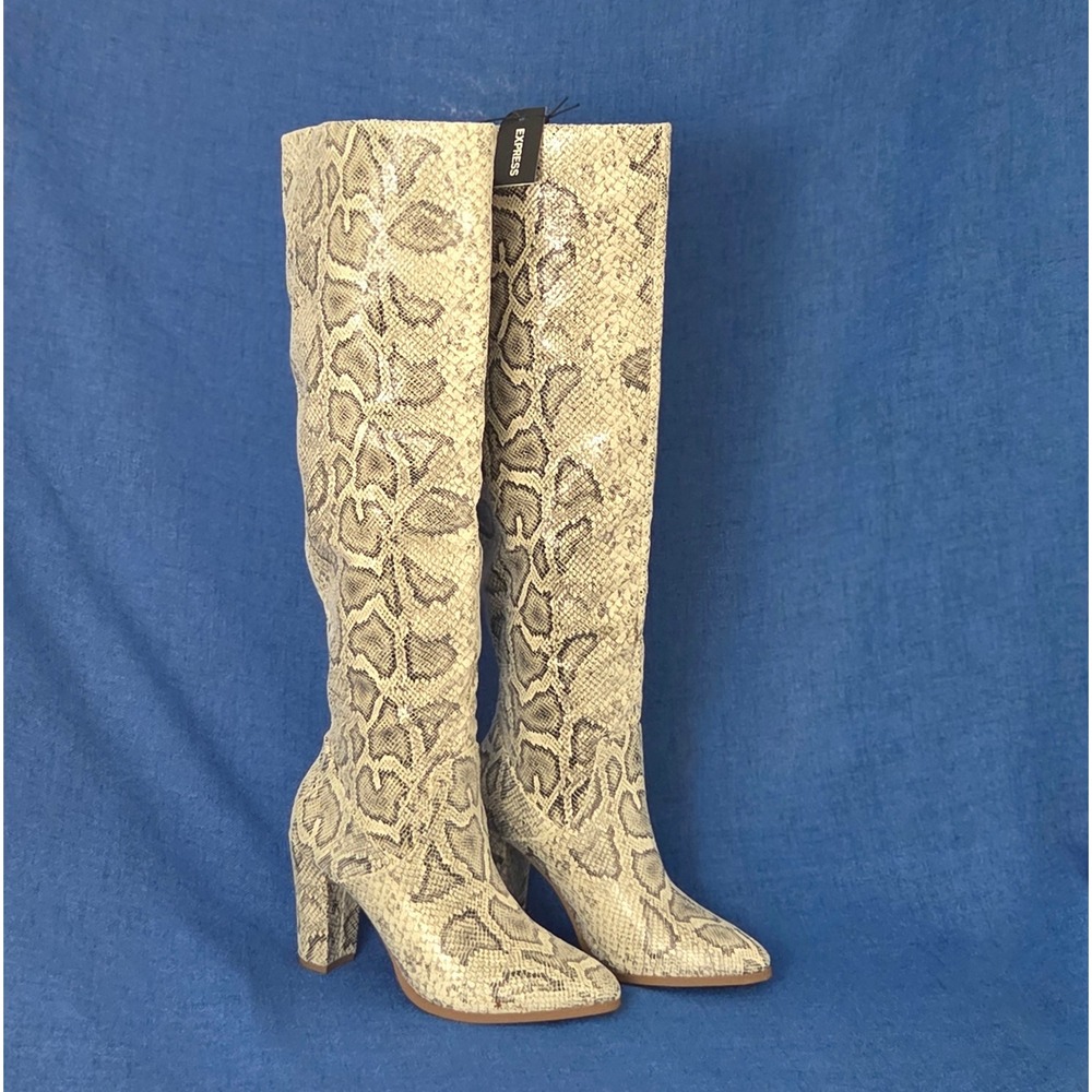 Express Womens Snakeskin Print Knee High Block Heel Boots Neutral Size 7 NEW